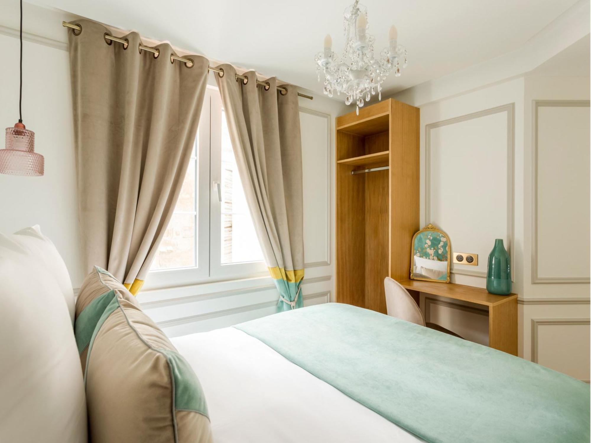 Merveil - Luxury - Champs Elysees -st George *